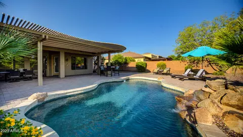 4183 E Ravenswood Dr, Gilbert, AZ 85298 photo 2