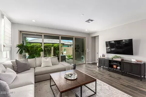 2820 E Wayland Dr, Phoenix, AZ 85040 photo 8