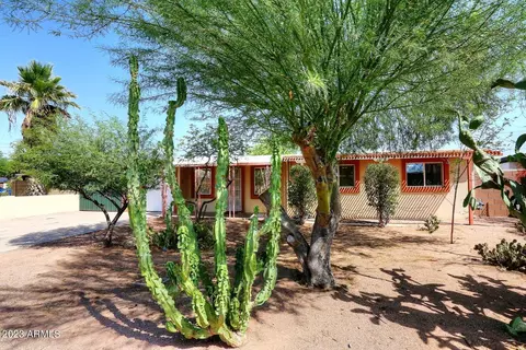 2628 E 2nd St, Mesa, AZ 85213