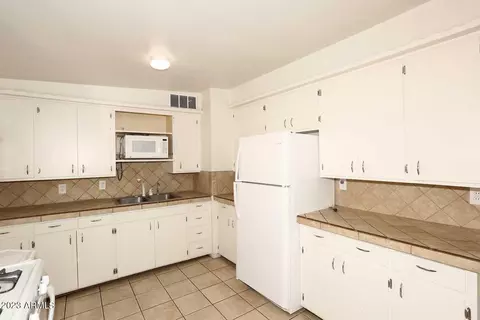 2628 E 2nd St, Mesa, AZ 85213 photo 13