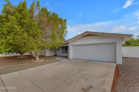 6043 Ellis St, Mesa, AZ 85205 photo 4