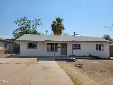 6743 N 49th Ave, Glendale, AZ 85301