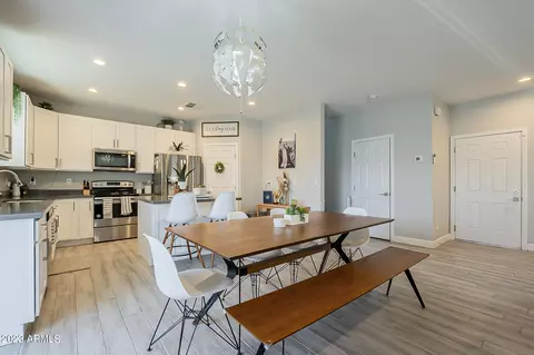 1013 E Odeum Ln, Phoenix, AZ 85040 photo 13