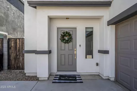 1013 E Odeum Ln, Phoenix, AZ 85040 photo 5