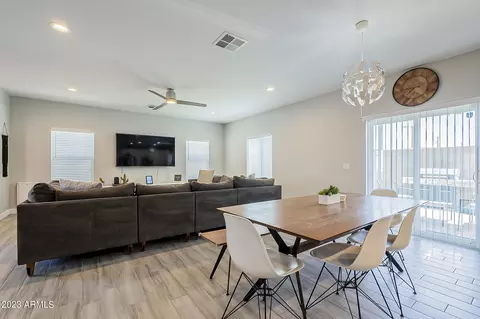 1013 E Odeum Ln, Phoenix, AZ 85040 photo 14
