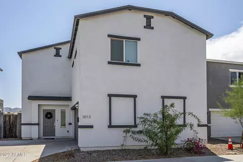 1013 E Odeum Ln, Phoenix, AZ 85040