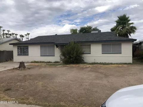8638 N 8th St, Phoenix, AZ 85020