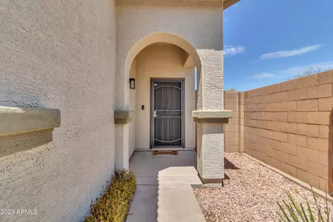 7330 W Jones Ave, Phoenix, AZ 85043