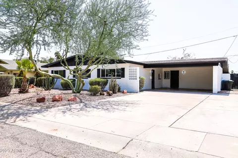 3233 E Andorra Dr, Phoenix, AZ 85032 photo 2