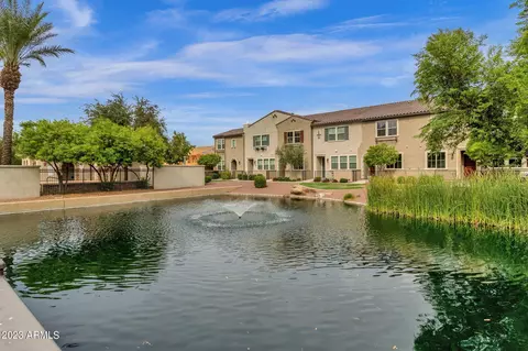 2660 S Equestrian Dr #103, Gilbert, AZ 85295