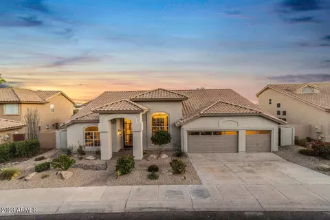 1739 E Briarwood Ter, Phoenix, AZ 85048