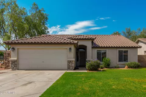 16047 W Desert Ln, Surprise, AZ 85374