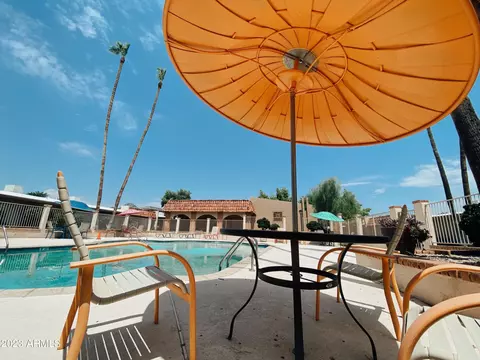 1320 E Bethany Home Rd #16, Phoenix, AZ 85014 photo 2