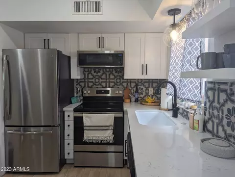 1320 E Bethany Home Rd #16, Phoenix, AZ 85014 photo 10