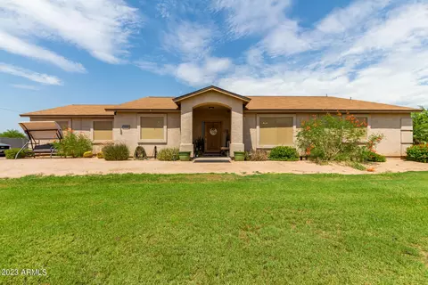 2830 E Ryan Rd, Gilbert, AZ 85297