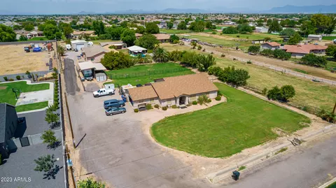 2830 E Ryan Rd, Gilbert, AZ 85297 photo 5