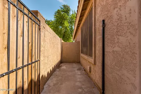 825 S Nielson Ct, Gilbert, AZ 85296 photo 30