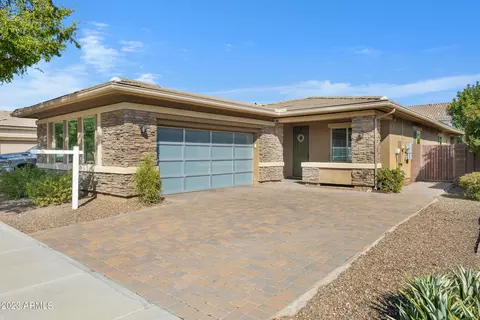 1813 S Racine Ln, Gilbert, AZ 85295