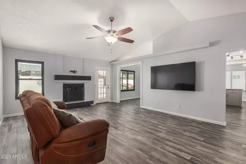 102 W Libby St, Phoenix, AZ 85023 photo 10