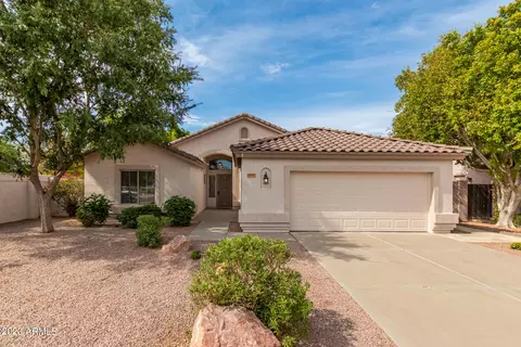 1072 W Bruce Ave, Gilbert, AZ 85233