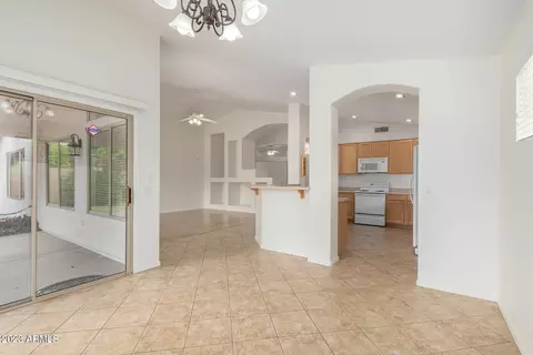 1072 W Bruce Ave, Gilbert, AZ 85233 photo 8