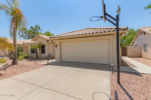 103 W Behrend Dr, Phoenix, AZ 85027 photo 3