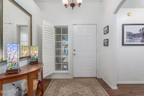 103 W Behrend Dr, Phoenix, AZ 85027 photo 5