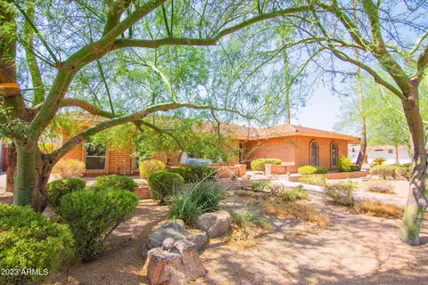 1105 E Magdalena Dr, Tempe, AZ 85283