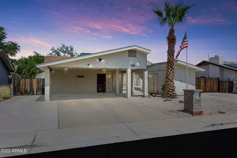 1550 E Hampton Cir, Mesa, AZ 85204