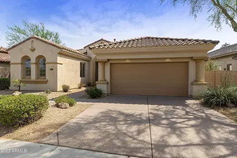 3819 E Crest Ln, Phoenix, AZ 85050 photo 3