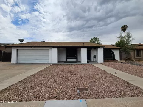 615 W Kilarea Ave, Mesa, AZ 85210