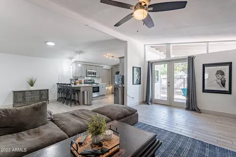 499 N Evergreen St, Chandler, AZ 85225