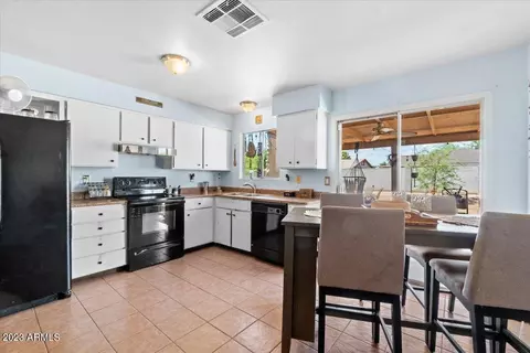 2614 E Charleston Ave, Phoenix, AZ 85032 photo 4