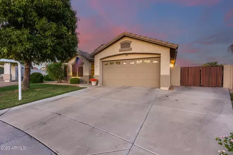 10146 W Potter Dr, Peoria, AZ 85382