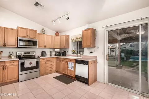 3039 E Rosemonte Dr, Phoenix, AZ 85050 photo 16