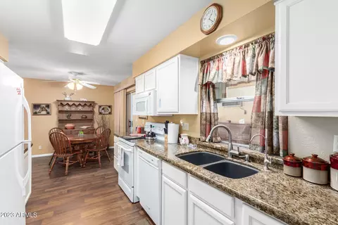 4329 E Carmel Cir, Mesa, AZ 85206 photo 12