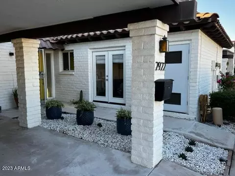 2922 N Casa Tomas Ct, Phoenix, AZ 85016