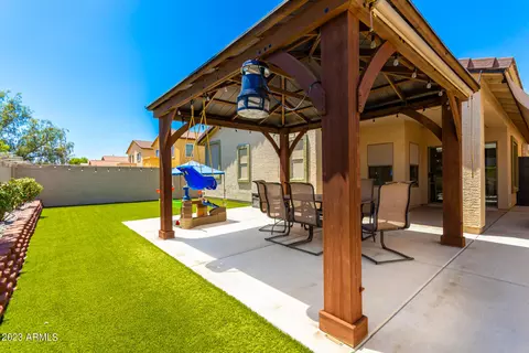 17613 W Lundberg St, Surprise, AZ 85388