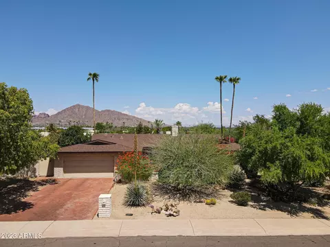 6150 E Cambridge Ave, Scottsdale, AZ 85257