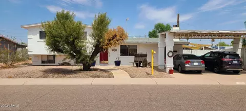 3320 E Hillery Dr, Phoenix, AZ 85032 photo 2
