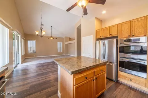 1669 E Hearne Way, Gilbert, AZ 85234 photo 9