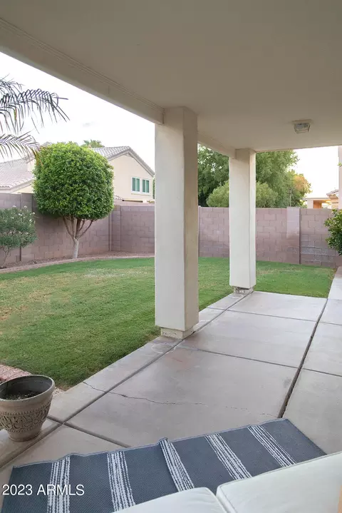 2857 E Fox St, Mesa, AZ 85213 photo 4