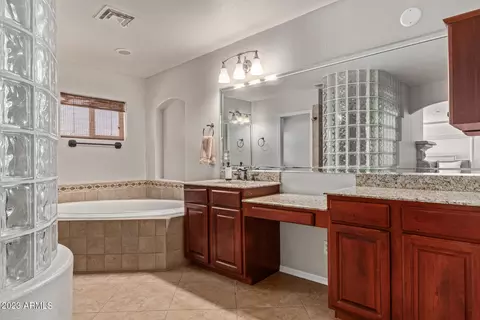 3157 E Robin Ln, Gilbert, AZ 85296 photo 16