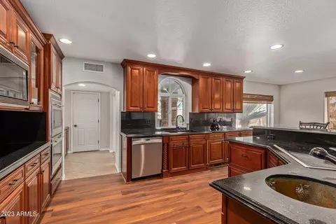 3157 E Robin Ln, Gilbert, AZ 85296 photo 13