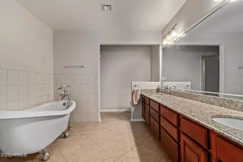3157 E Robin Ln, Gilbert, AZ 85296 photo 26