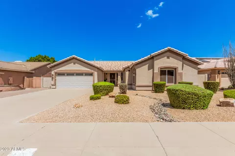 6942 W El Cortez Pl, Peoria, AZ 85383