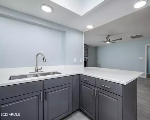 3352 W Juniper Ave, Phoenix, AZ 85053 photo 6
