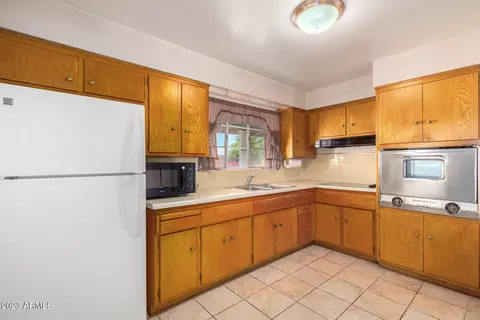 3815 W Lamar Rd, Phoenix, AZ 85019 photo 16