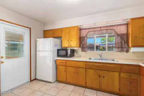 3815 W Lamar Rd, Phoenix, AZ 85019 photo 15