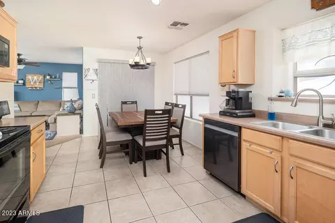 2527 W Gambit Trl, Phoenix, AZ 85085 photo 6